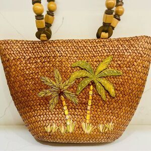Cappelli Straworld Woven Straw Rattan Palm Embroidered Shoulder Bag NWOT